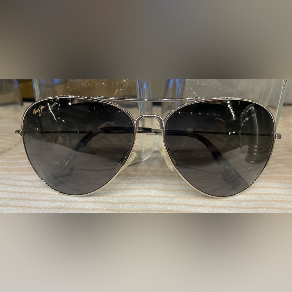 Maui Jim Mavericks Adult Sunglasses- LIKE NEW